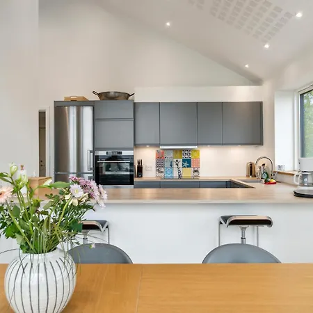 בית נופש Cozy In Nykobing Sj With Kitchen Bosserup