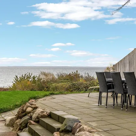 Cozy In Nykobing Sj With Kitchen Bosserup